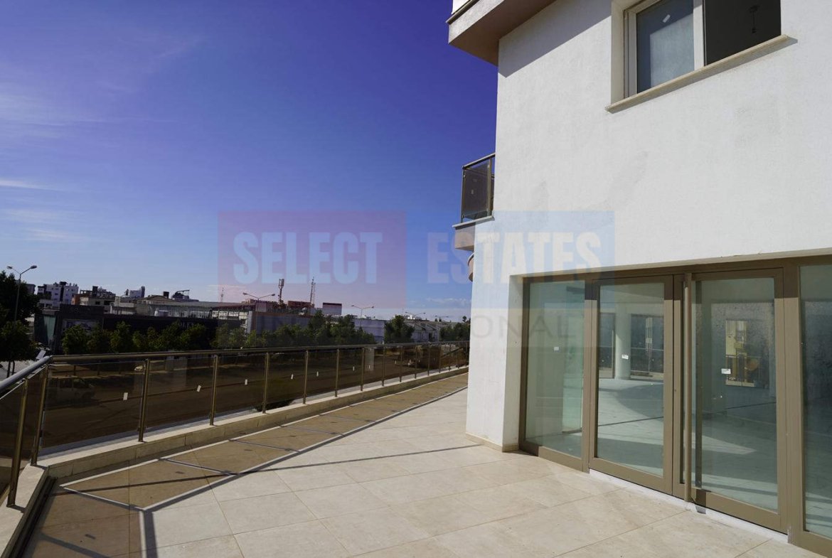 Shop For Sale in Angel Towers