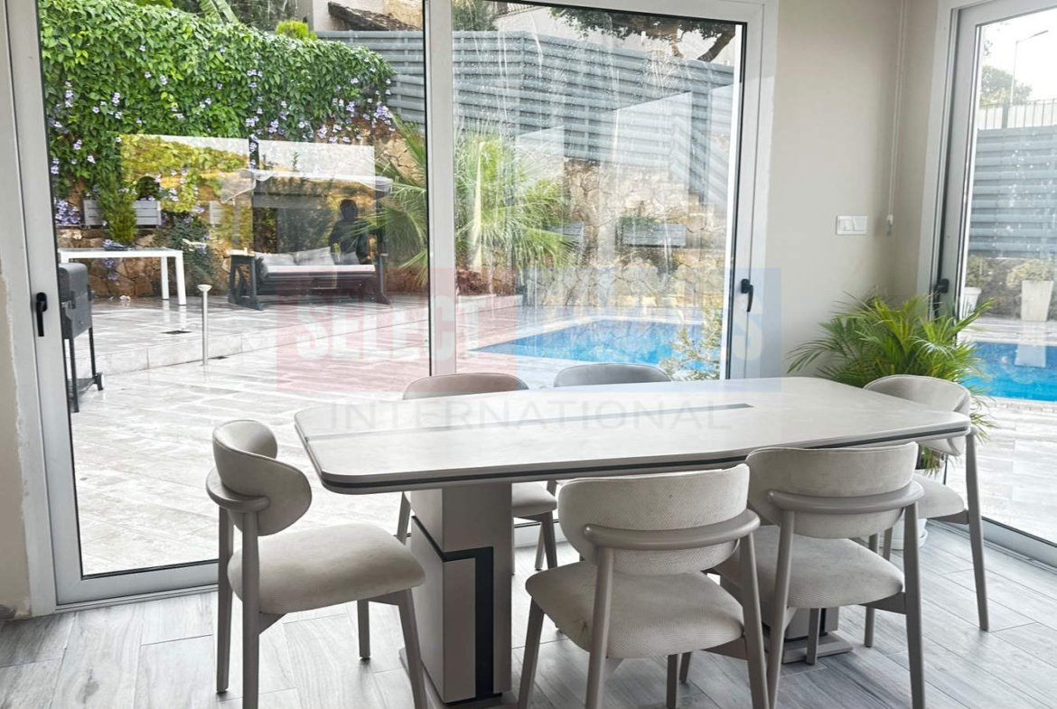 Luxury Villa with Pool in Alsancak