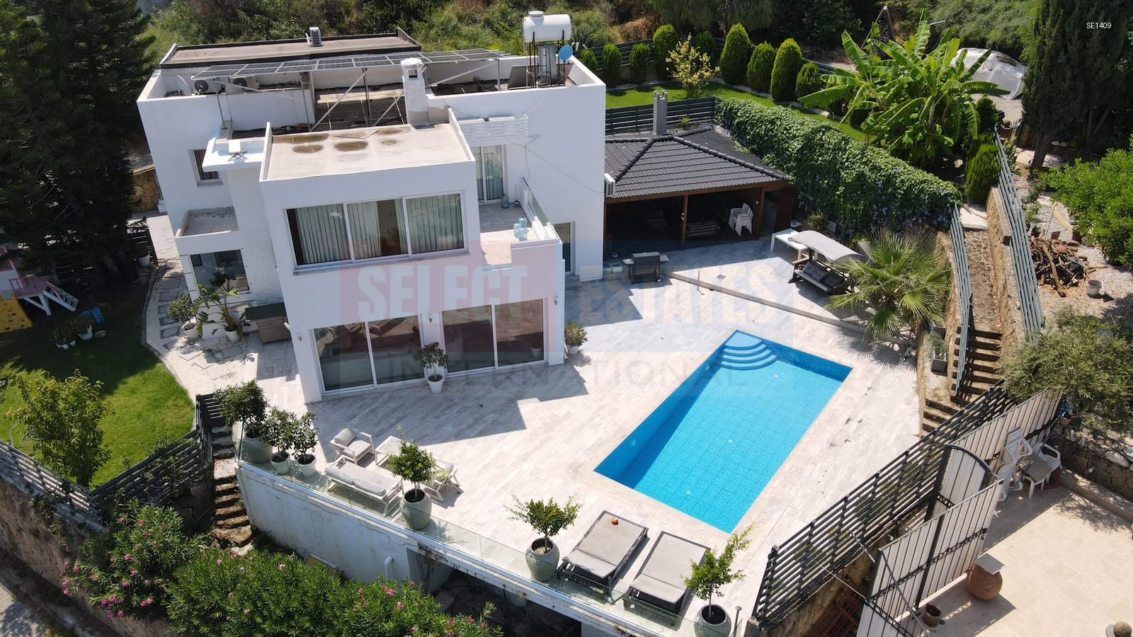 SE1409_016 Luxury Villa with Pool in Alsancak