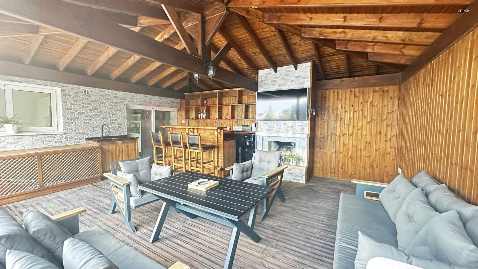 SE1409_021 Luxury Villa with Pool in Alsancak