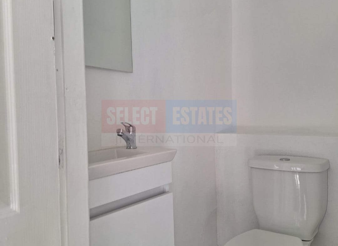 Office Opportunity in Kyrenia Harbour