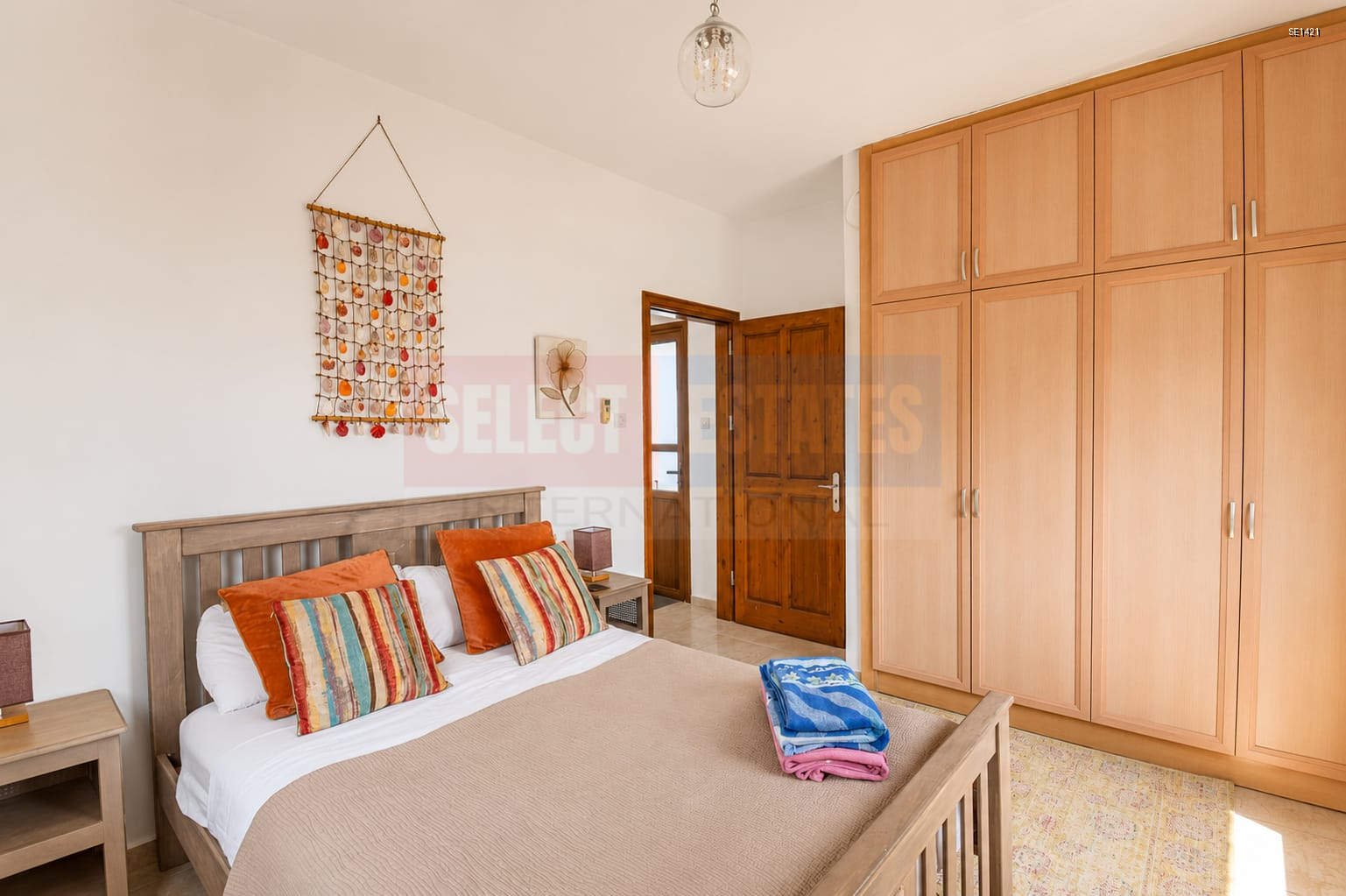 Luxury Detached Villa with Pool in Lapta