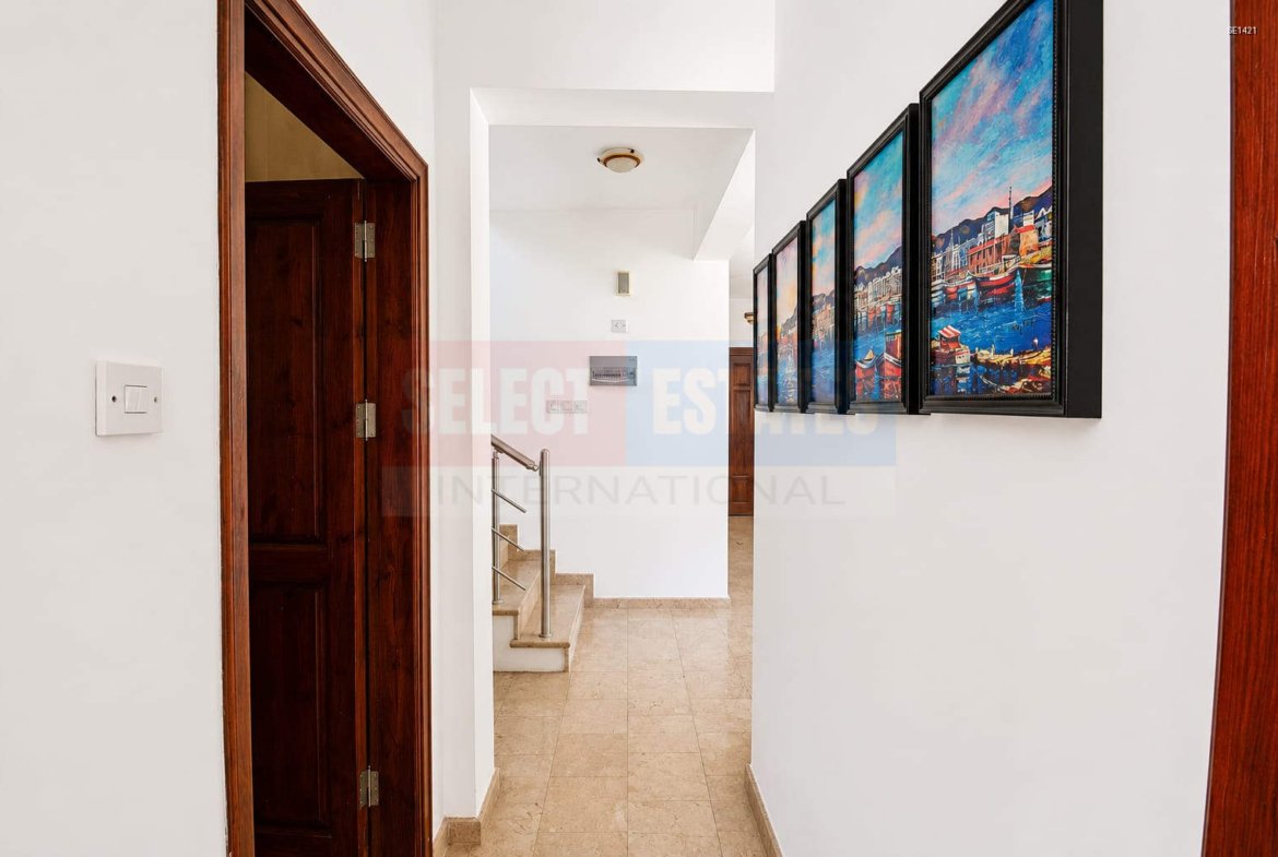 Luxury Detached Villa with Pool in Lapta