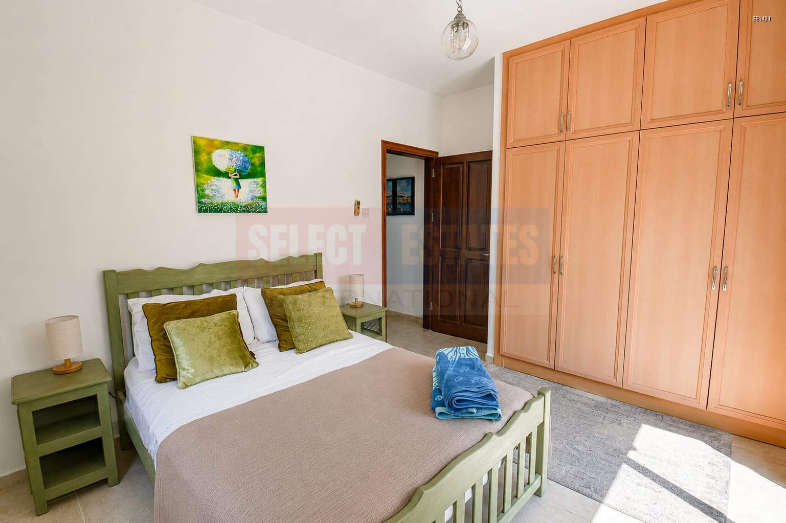 Luxury Detached Villa with Pool in Lapta
