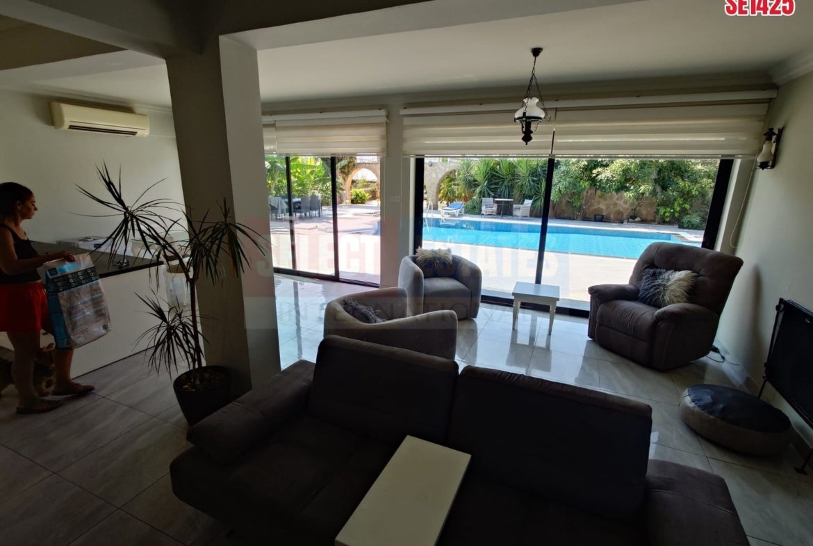 Stylish Villa with Pool and Nature Views