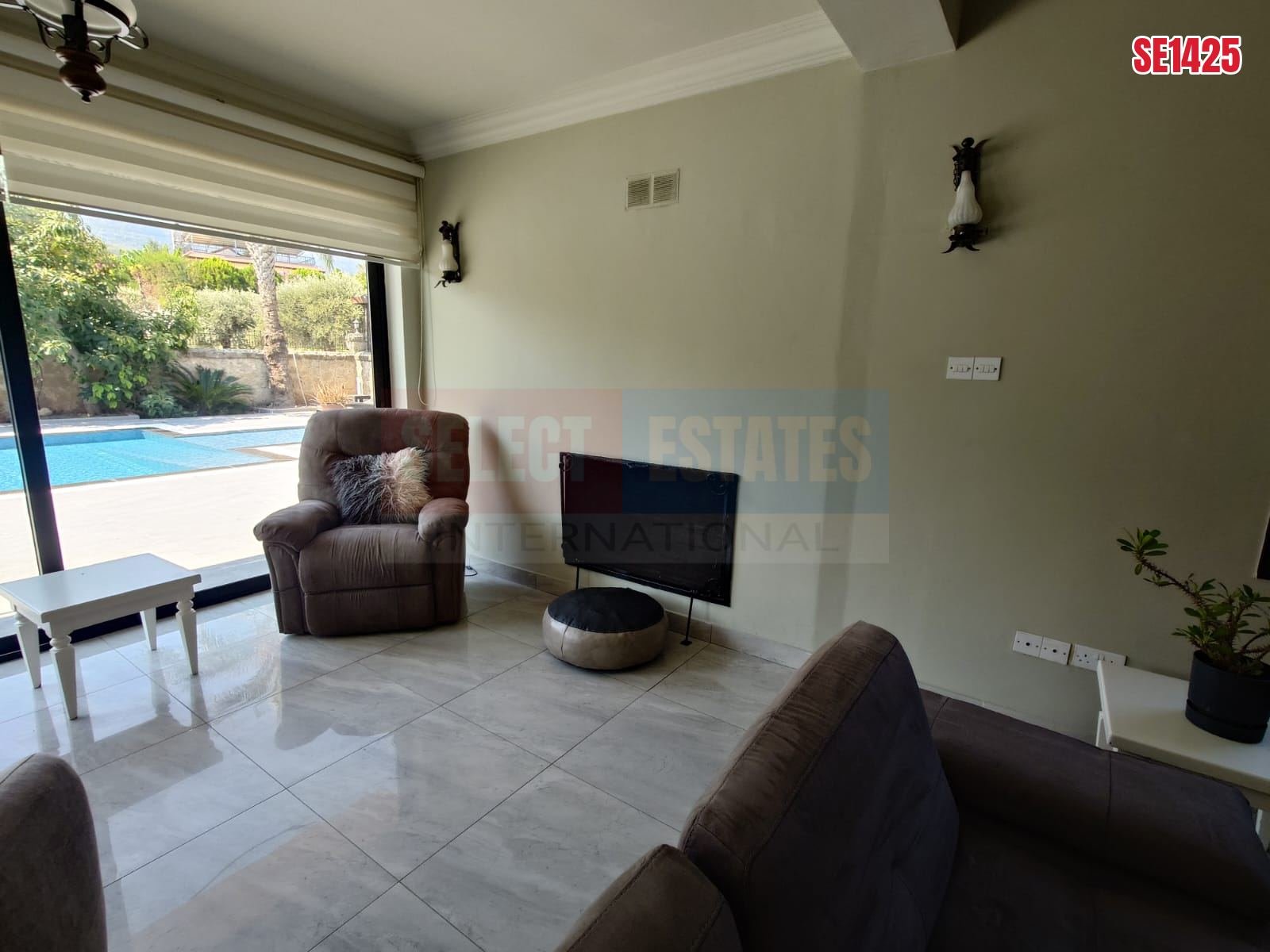 Stylish Villa with Pool and Nature Views