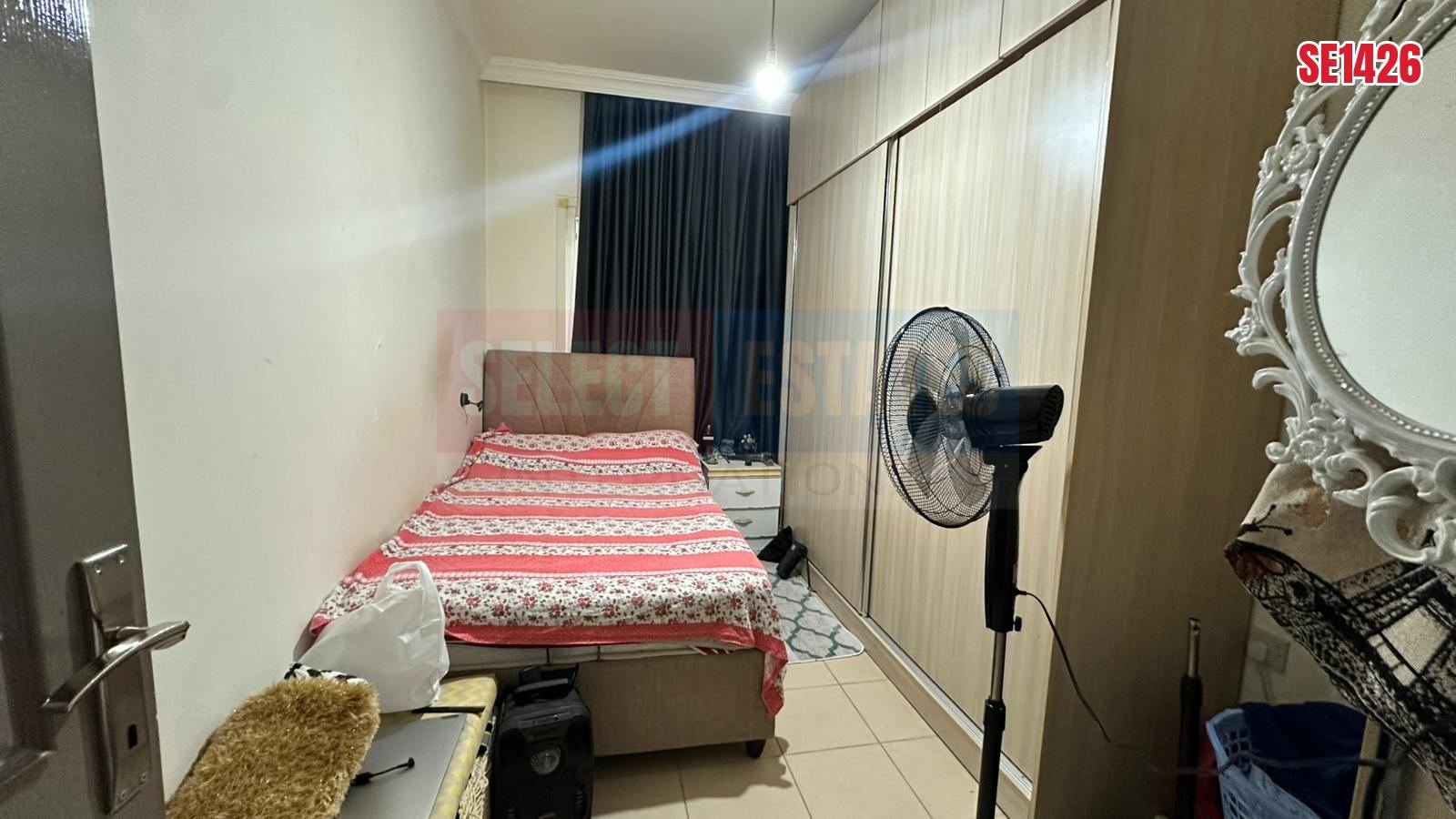 SE1426_15703eb79e1d Spacious Furnished Apartment with a Garden