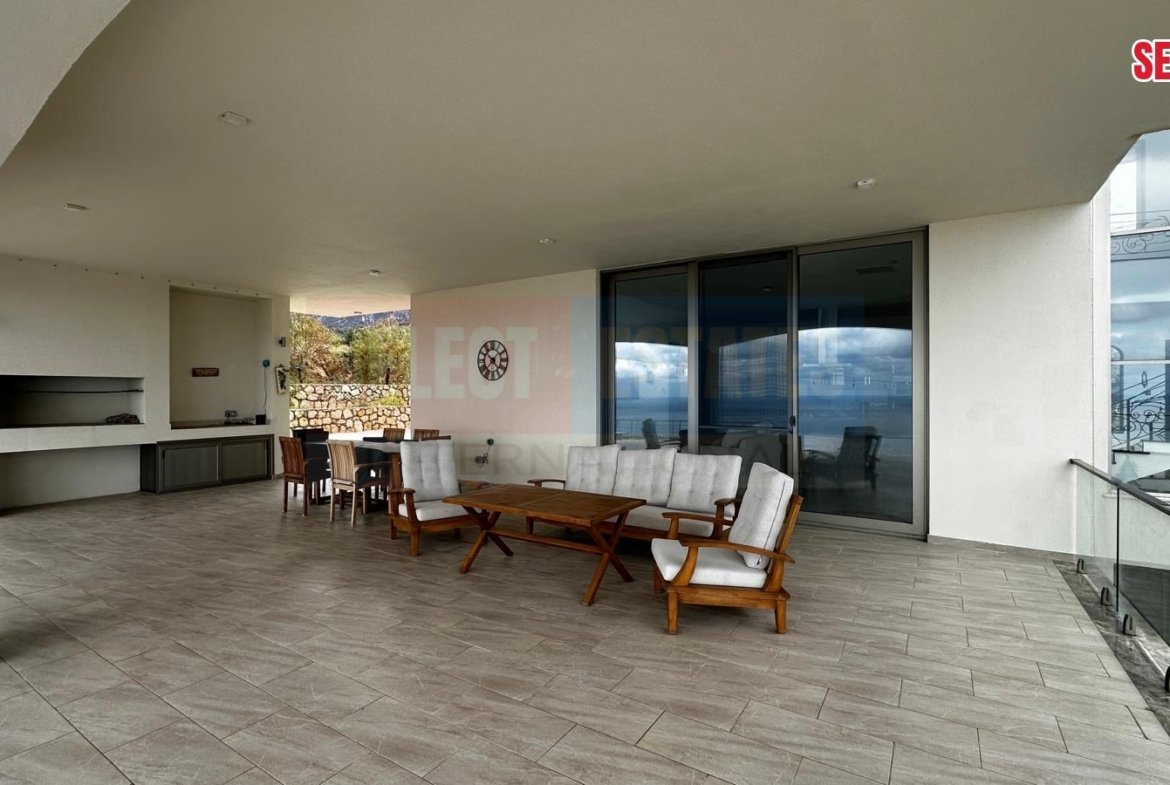 An Unrivaled Mansion at the Peak of Kyrenia