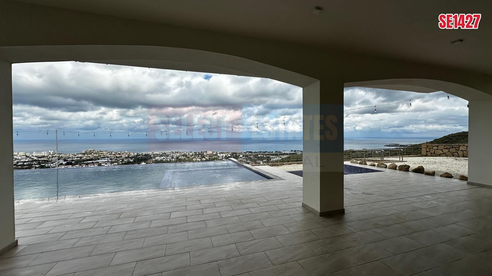 An Unrivaled Mansion at the Peak of Kyrenia