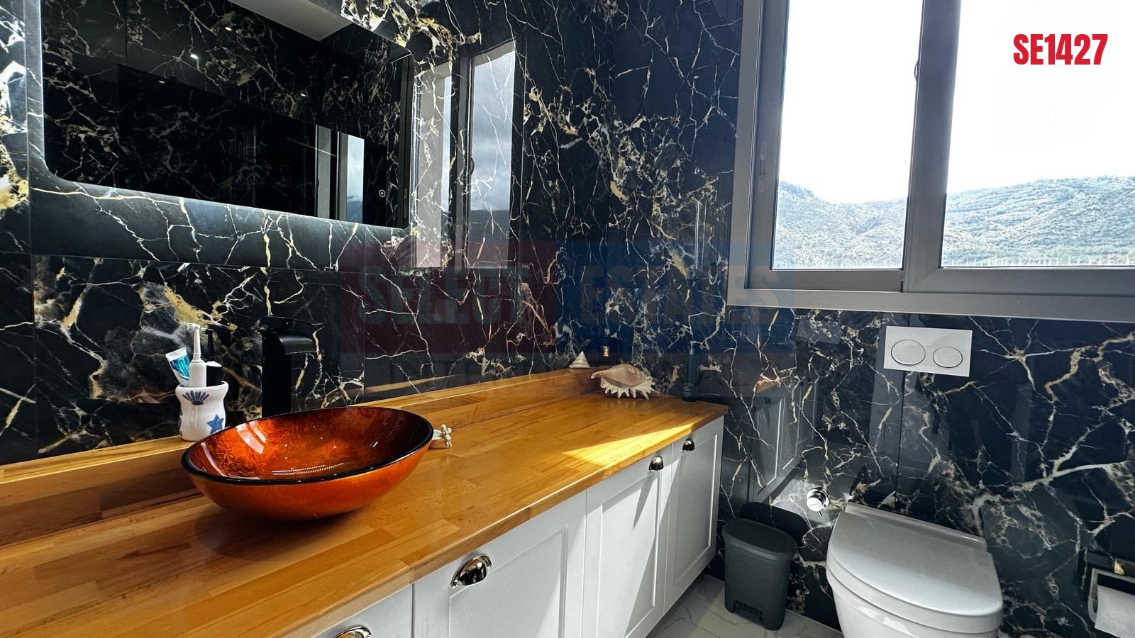 An Unrivaled Mansion at the Peak of Kyrenia