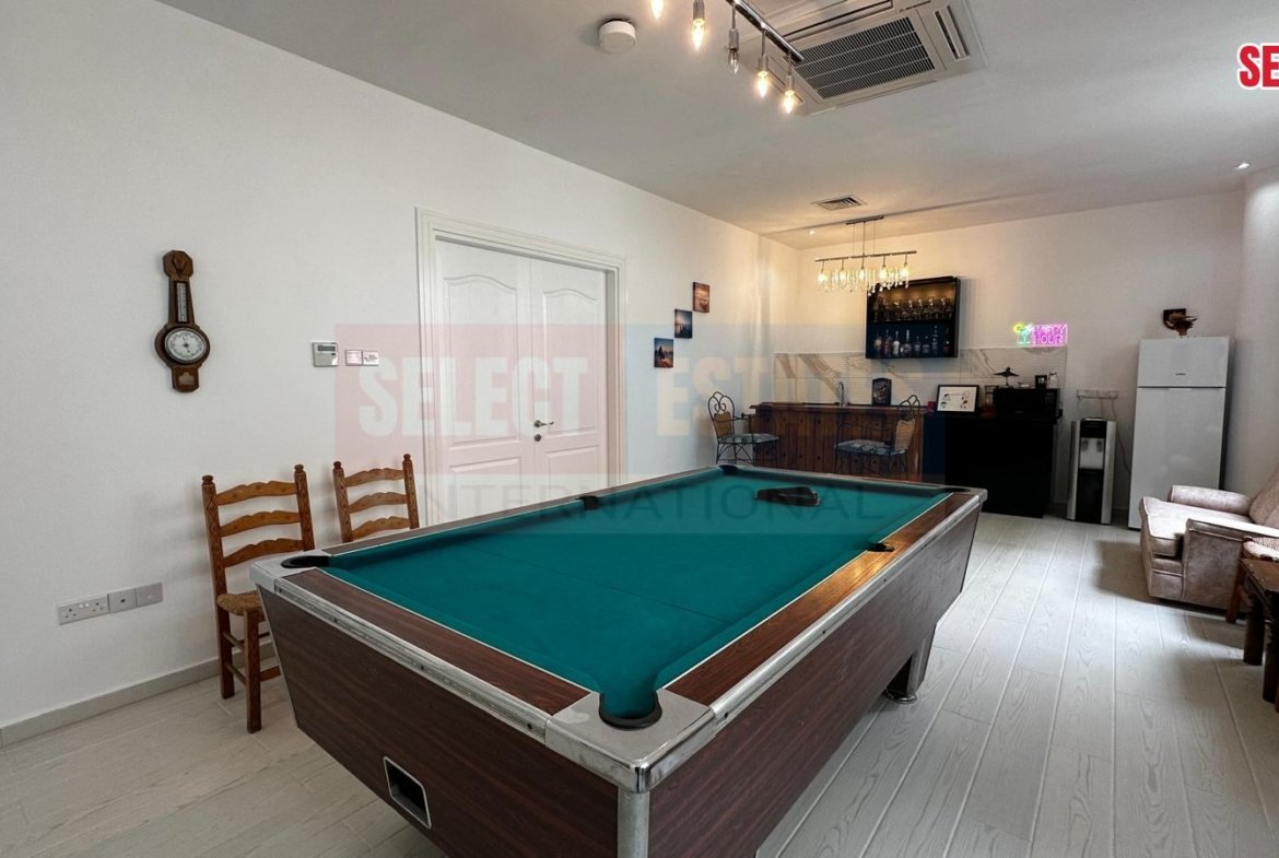 An Unrivaled Mansion at the Peak of Kyrenia