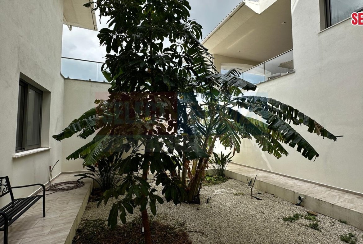 An Unrivaled Mansion at the Peak of Kyrenia