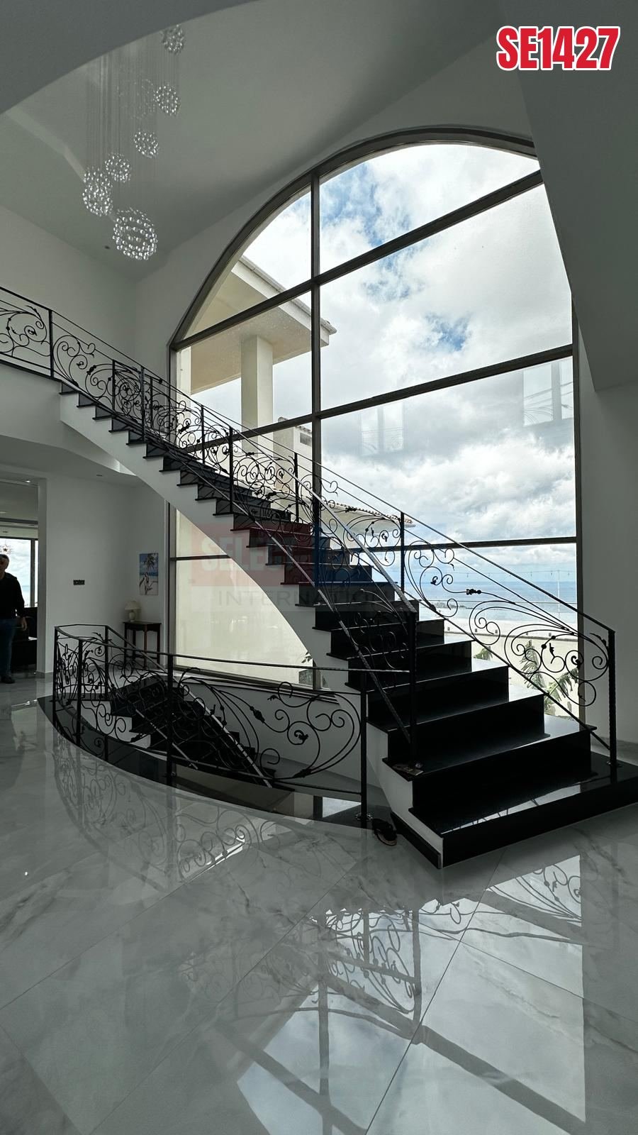 An Unrivaled Mansion at the Peak of Kyrenia
