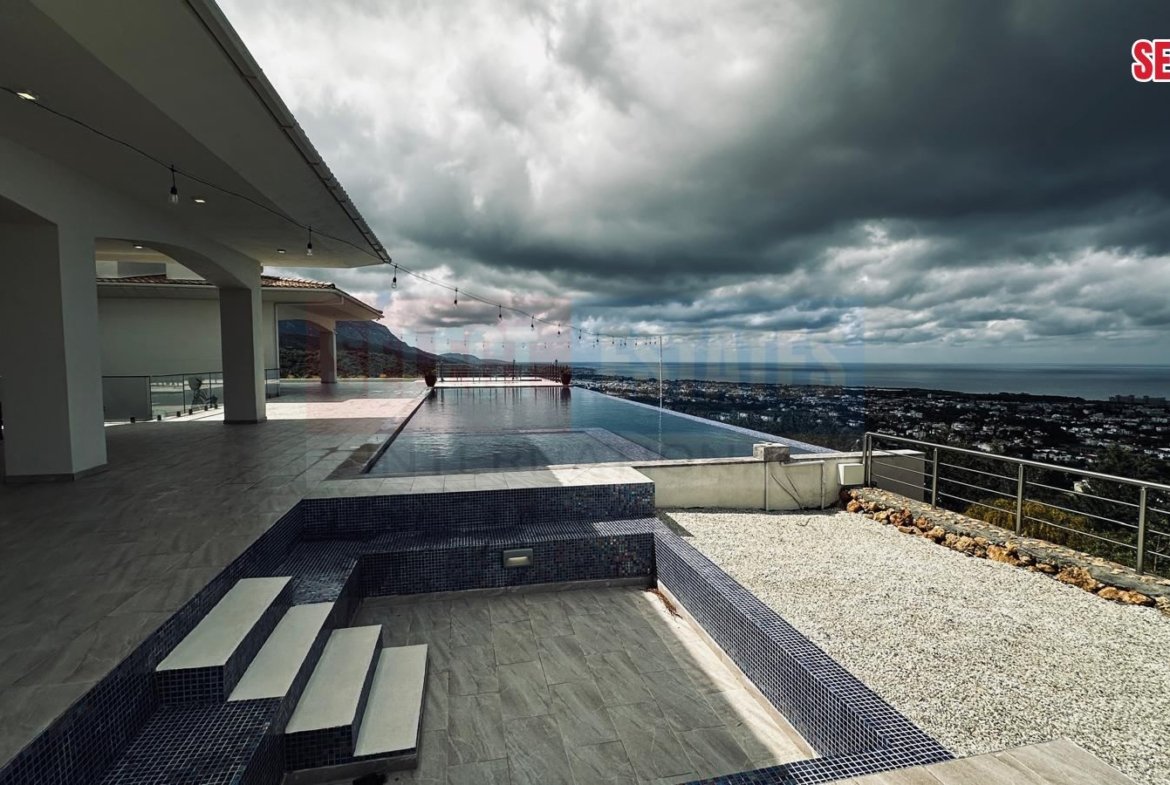 An Unrivaled Mansion at the Peak of Kyrenia