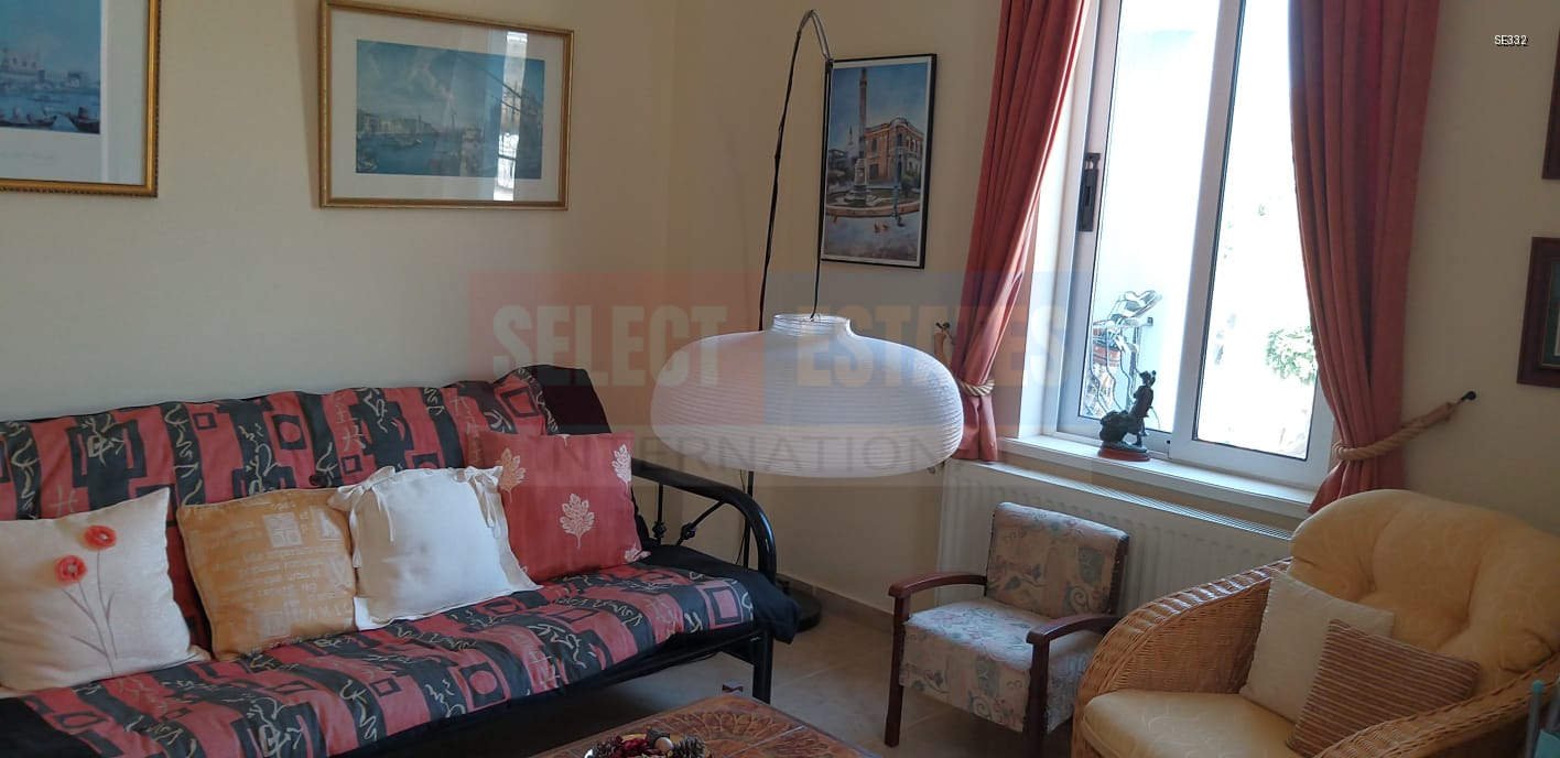 Lapta Detached Villa with Pool for Sale
