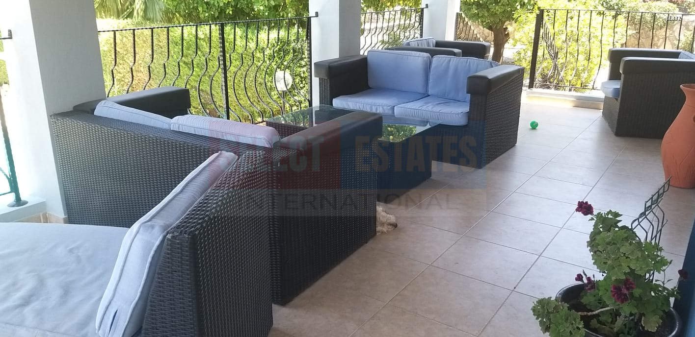 Lapta Detached Villa with Pool for Sale