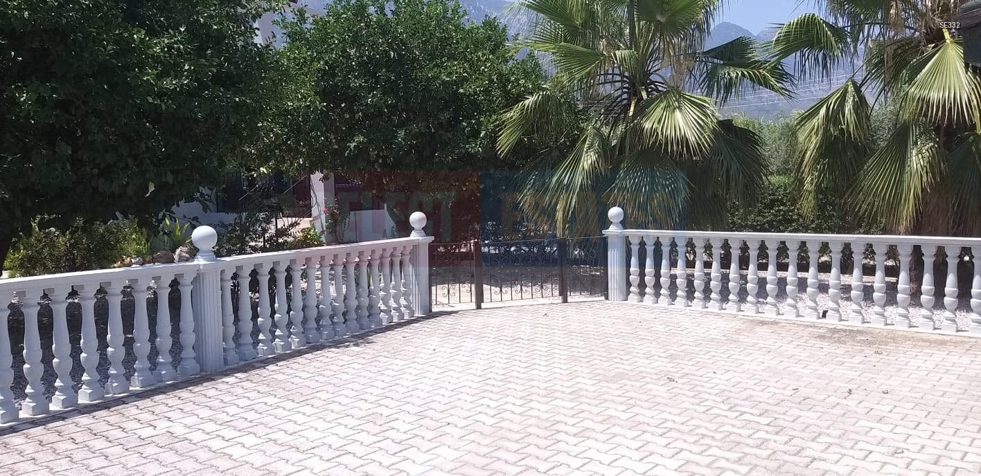 Lapta Detached Villa with Pool for Sale