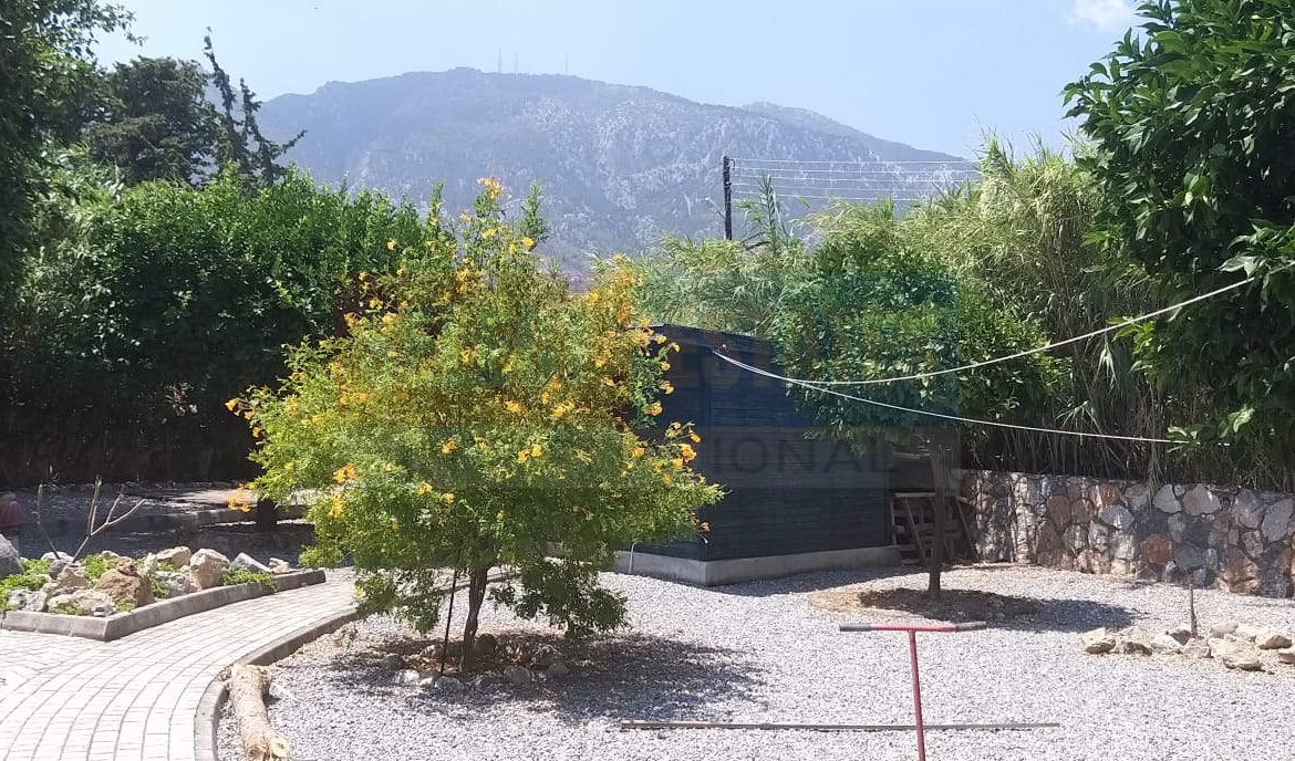 Lapta Detached Villa with Pool for Sale