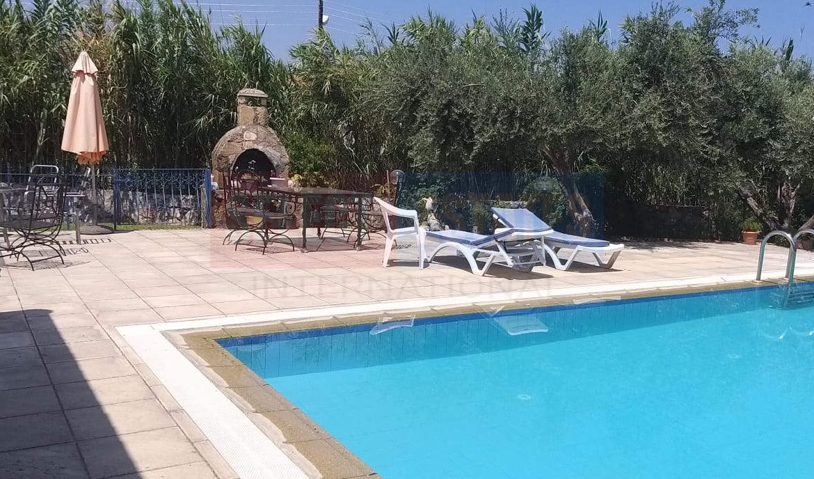 Lapta Detached Villa with Pool for Sale