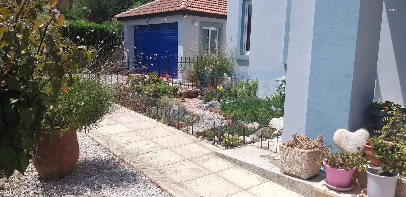 Lapta Detached Villa with Pool for Sale