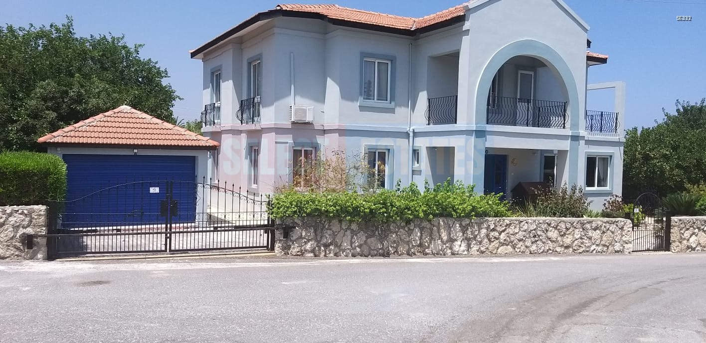 Lapta Detached Villa with Pool for Sale