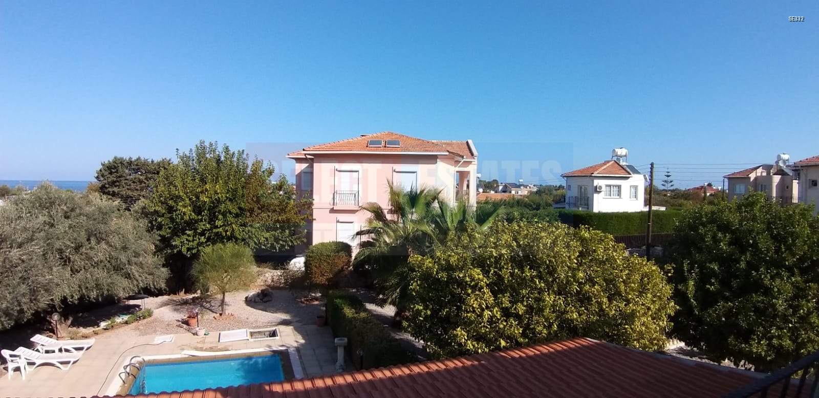 Lapta Detached Villa with Pool for Sale