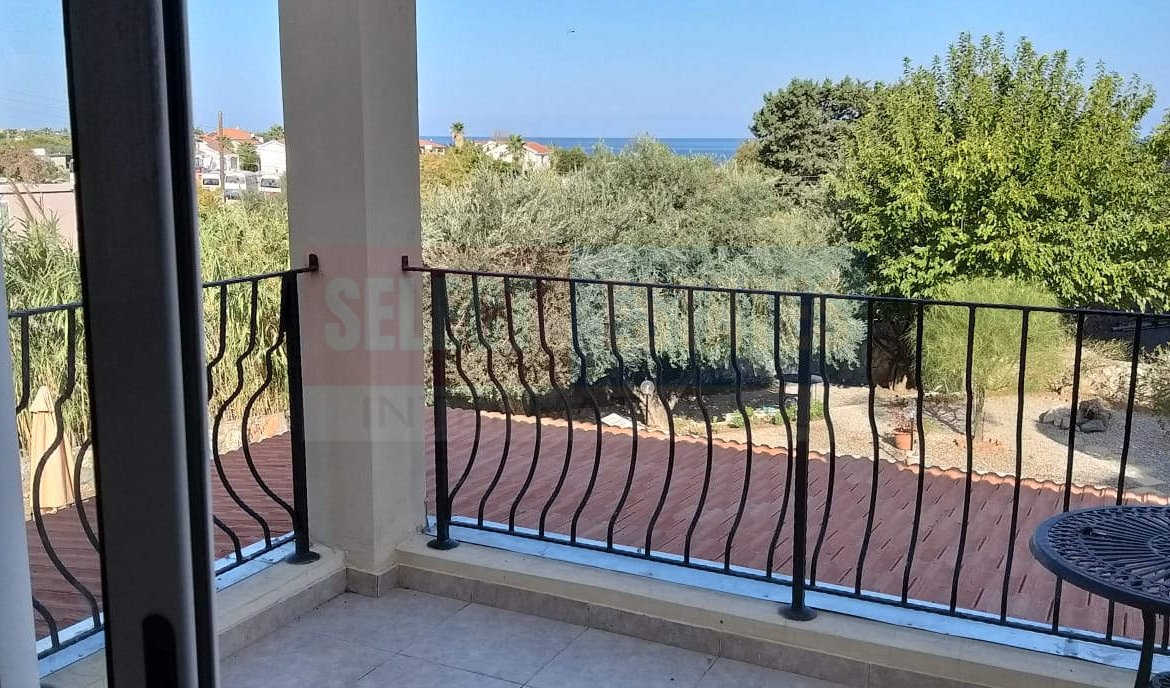 Lapta Detached Villa with Pool for Sale