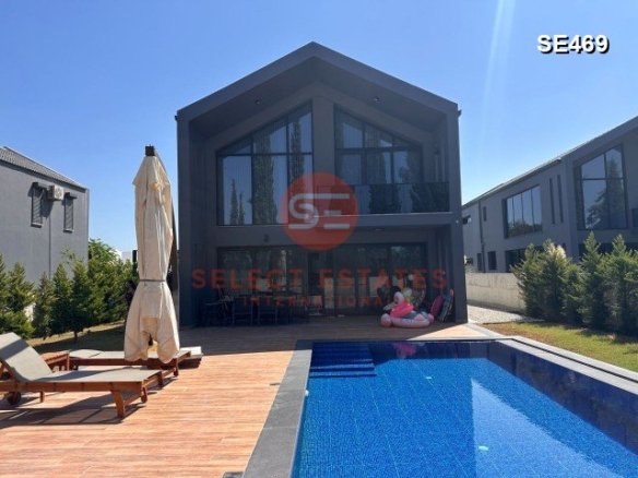 Sole Agent – New Luxury Villa with Pool