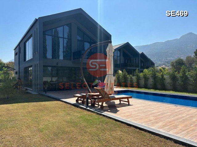 Sole Agent – New Luxury Villa with Pool