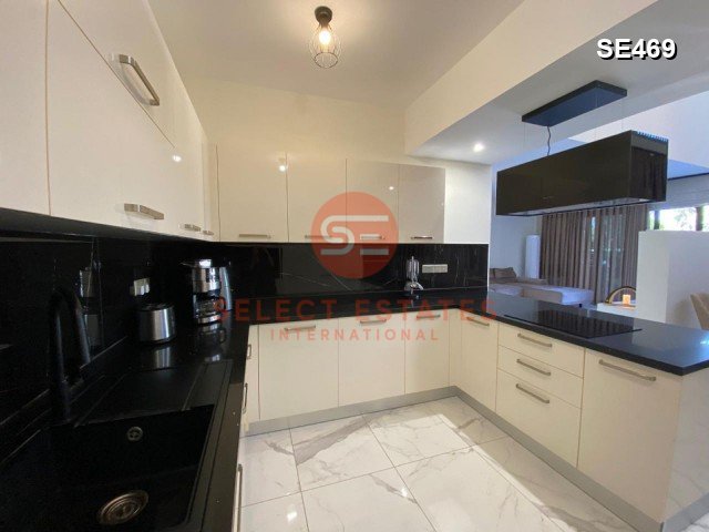 Sole Agent – New Luxury Villa with Pool