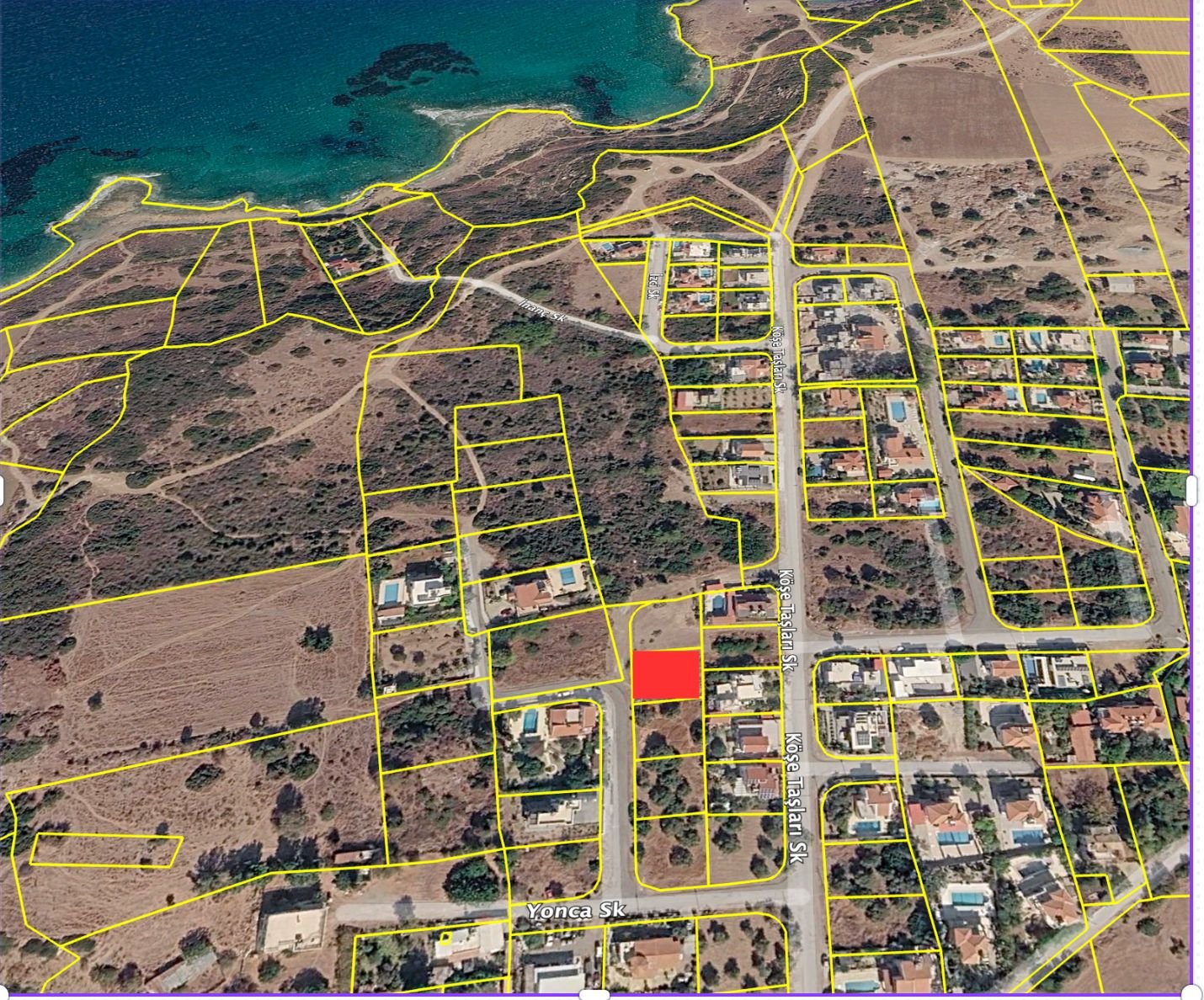 Seaside land for sale n Kyrenia, North Cyprus