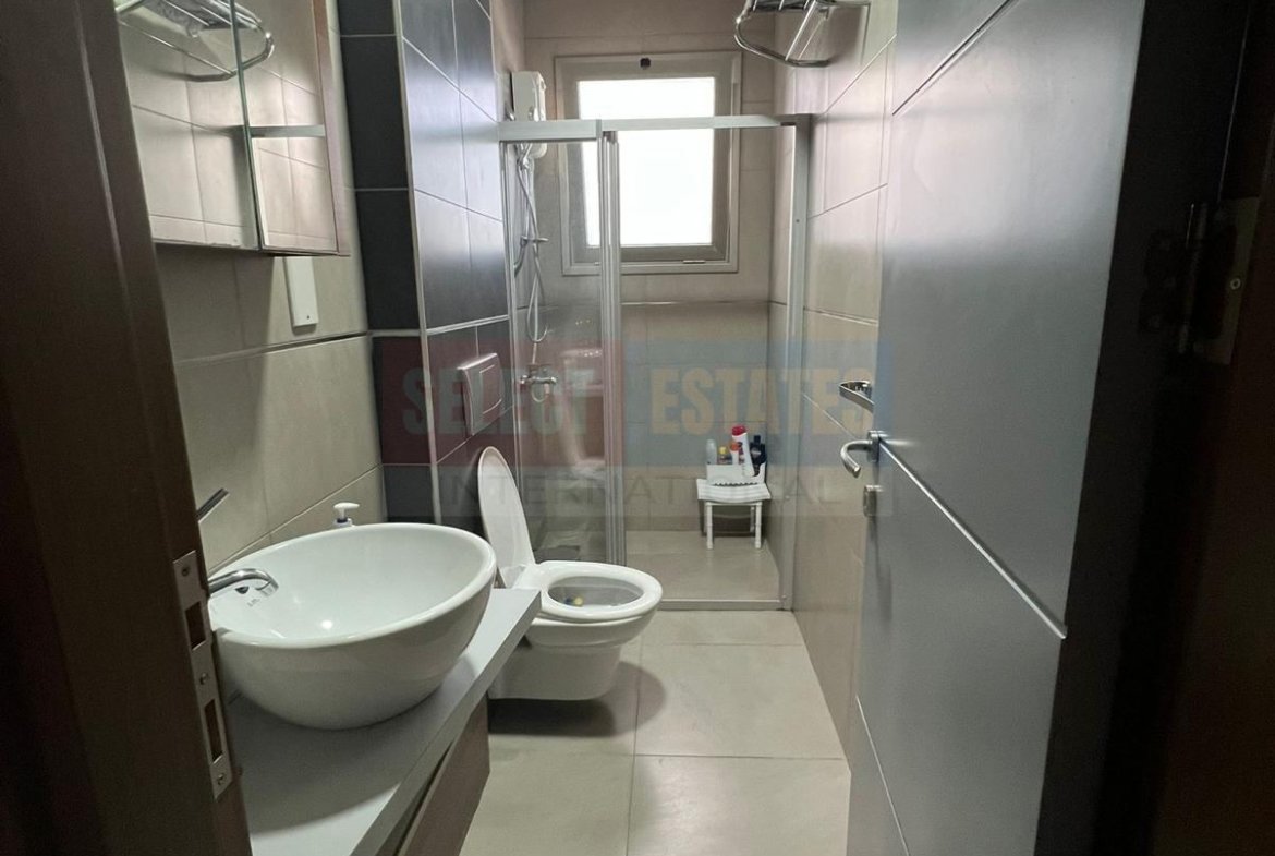 Furnished 2+1 Apartment Kyrenia Center, North Cyprus Properties for Rent