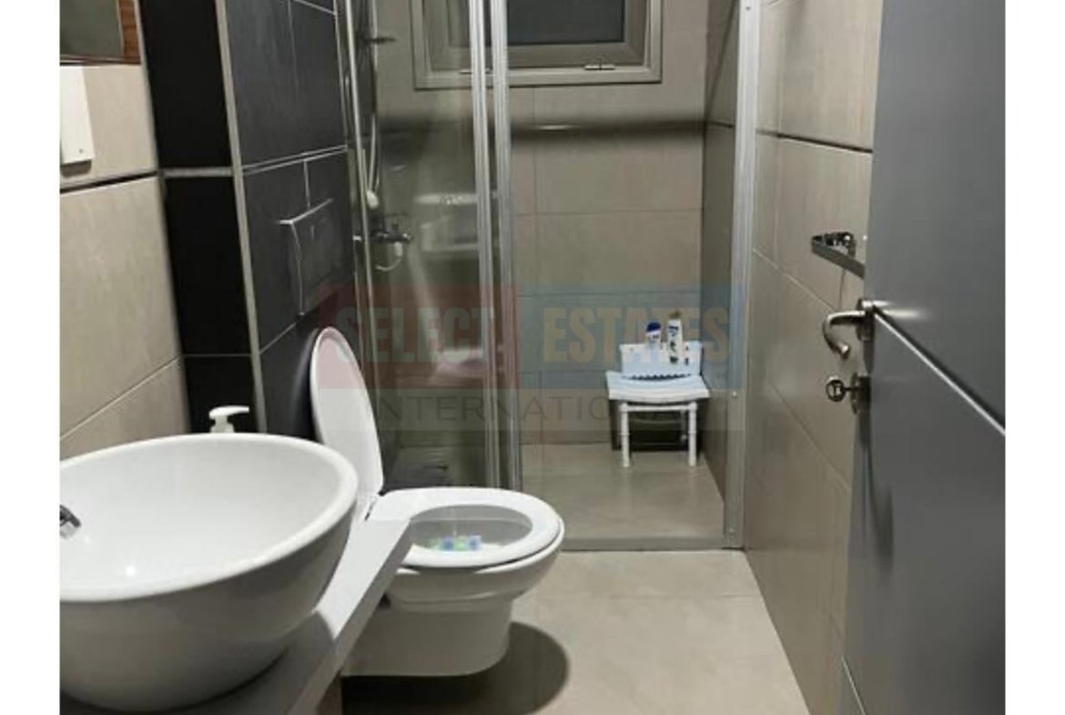 Furnished 2+1 Apartment Kyrenia Center, North Cyprus Properties for Rent