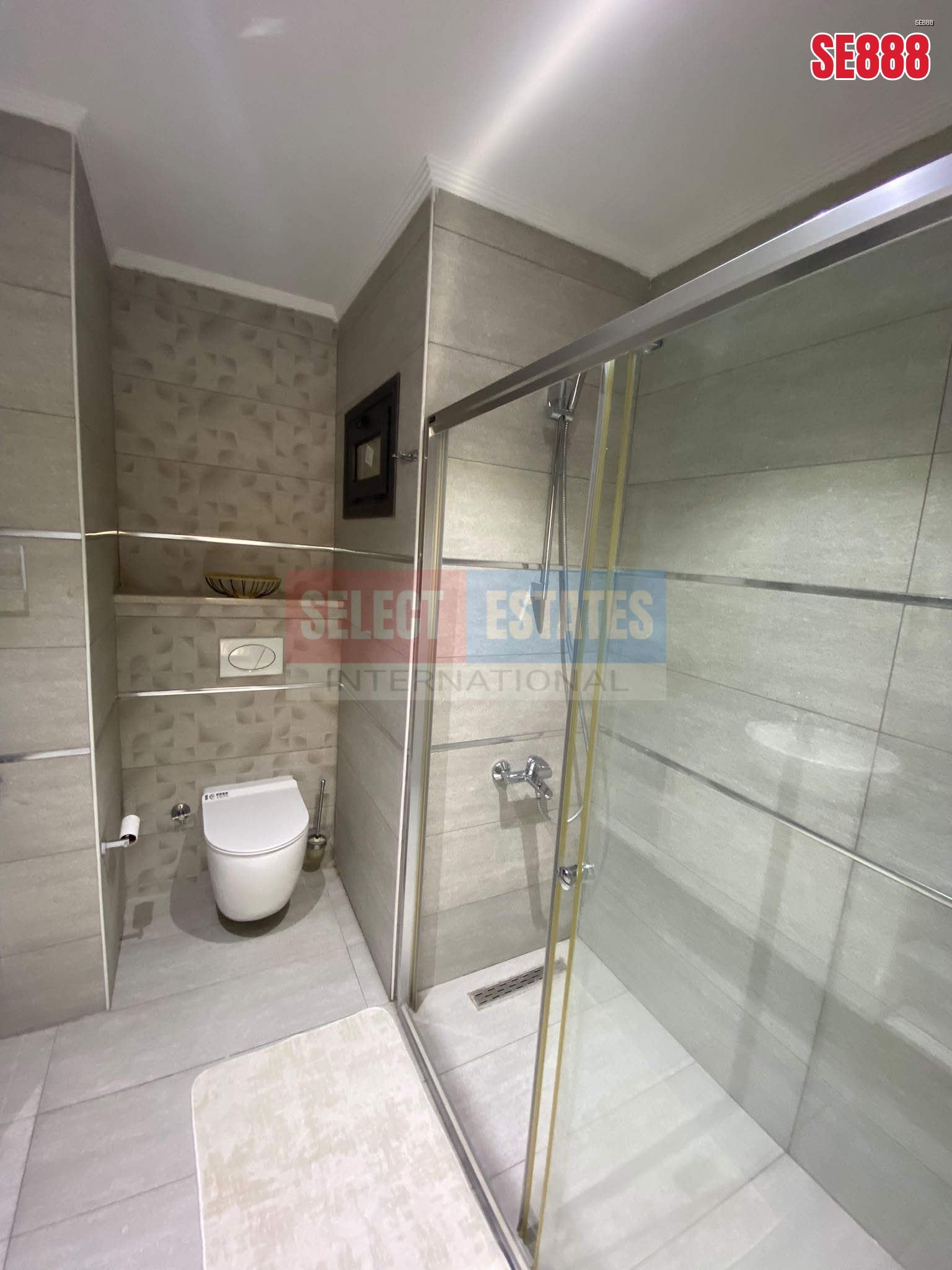 SE888_a55763ddfe89 Fully Furnished Sea View Villa