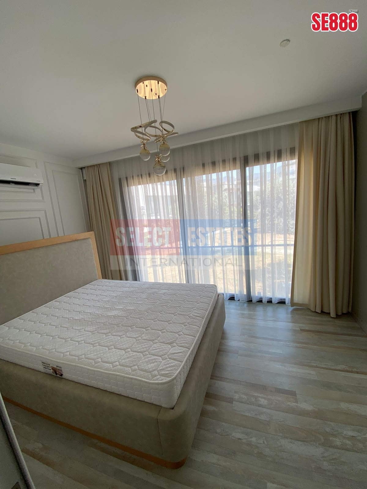 SE888_ee0643888abe-1 Fully Furnished Sea View Villa