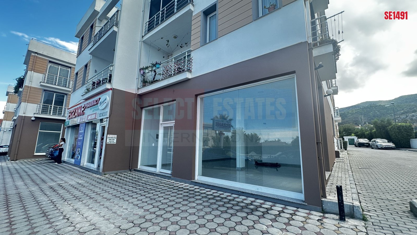 Commercial Shop, Alsancak, Girne, North Cyprus Properties for Sale