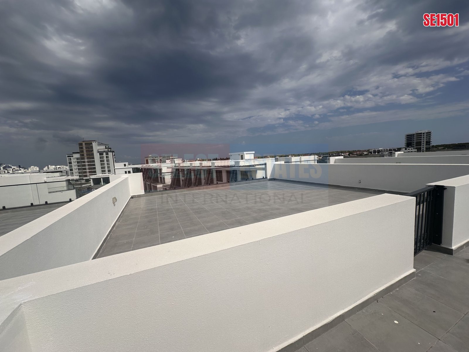 SE1501_b4b319198668 Long Beach Sea View Penthouse, North Cyprus Properties for Sale