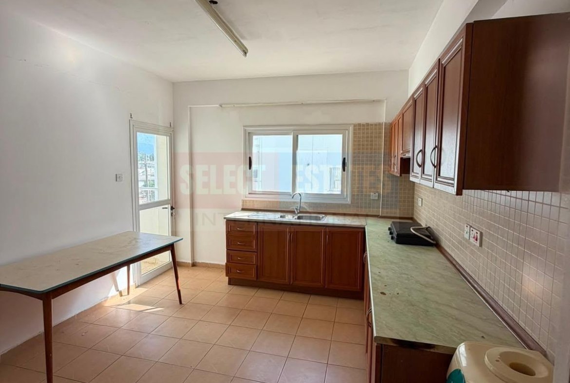 3 Bedroom Apartment Güzelyurt Center, North Cyprus Properties for Sale
