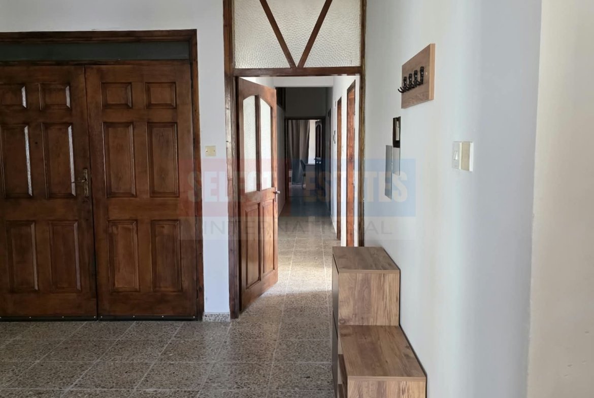 3 Bedroom Apartment Küçük Kaymaklı, North Cyprus Properties for Rent