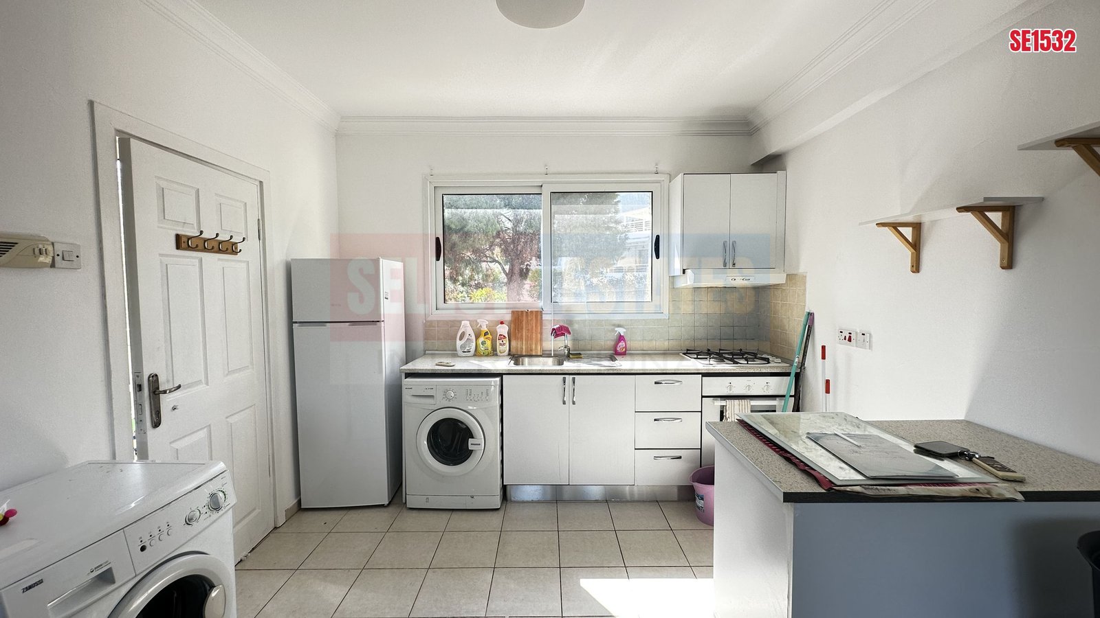 SE1532_8f91c4c0c4e3 Sea View Kyrenia Central Apartment, North Cyprus Properties for Sale