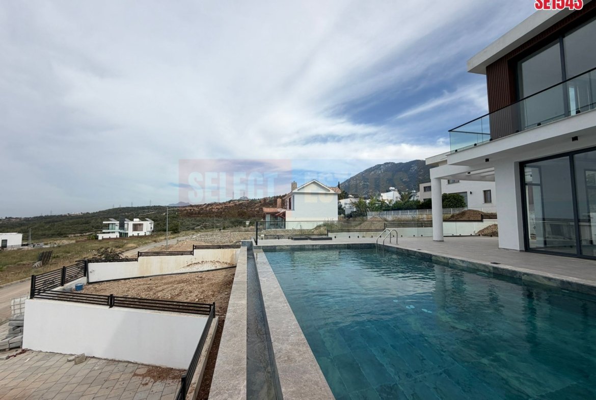 Beachfront Villa, Çatalköy, Girne, North Cyprus Properties for Sale