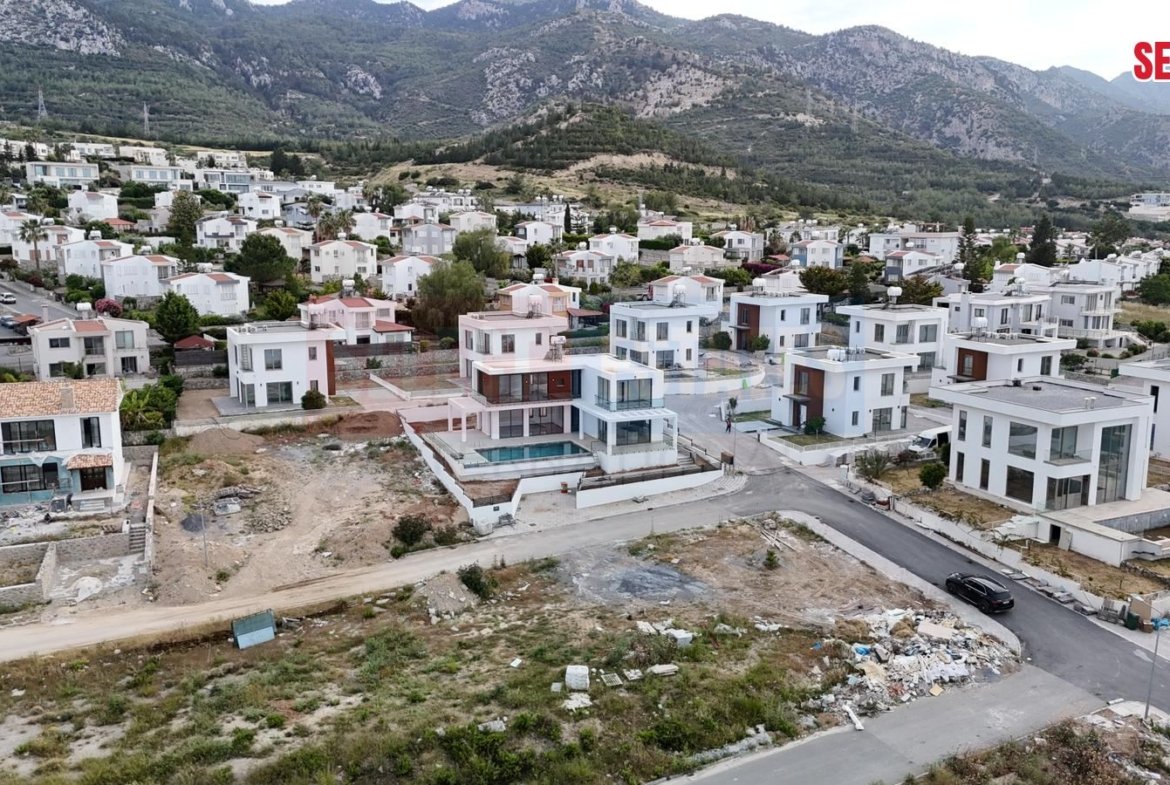 Beachfront Villa, Çatalköy, Girne, North Cyprus Properties for Sale
