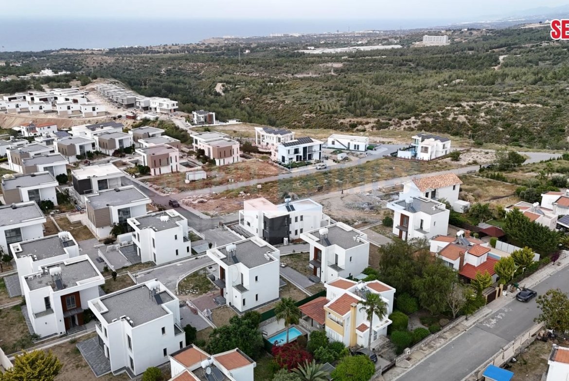 Beachfront Villa, Çatalköy, Girne, North Cyprus Properties for Sale