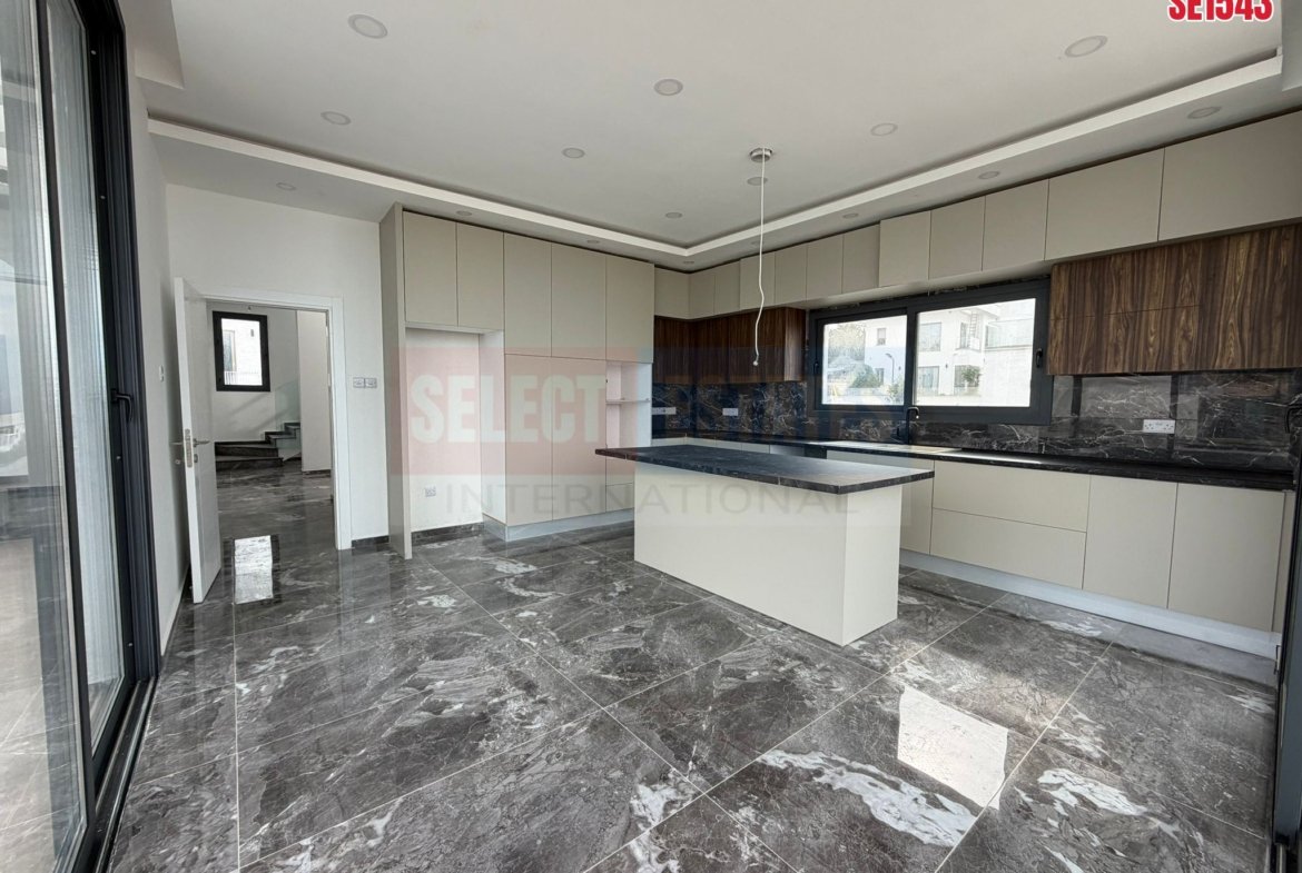 Beachfront Villa, Çatalköy, Girne, North Cyprus Properties for Sale