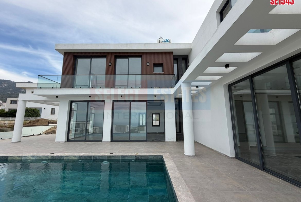 Beachfront Villa, Çatalköy, Girne, North Cyprus Properties for Sale