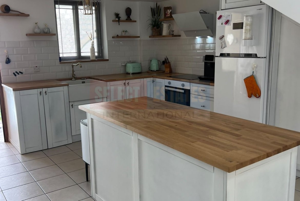 Furnished Ozanköy Apartment Kyrenia, North Cyprus Properties for Sale