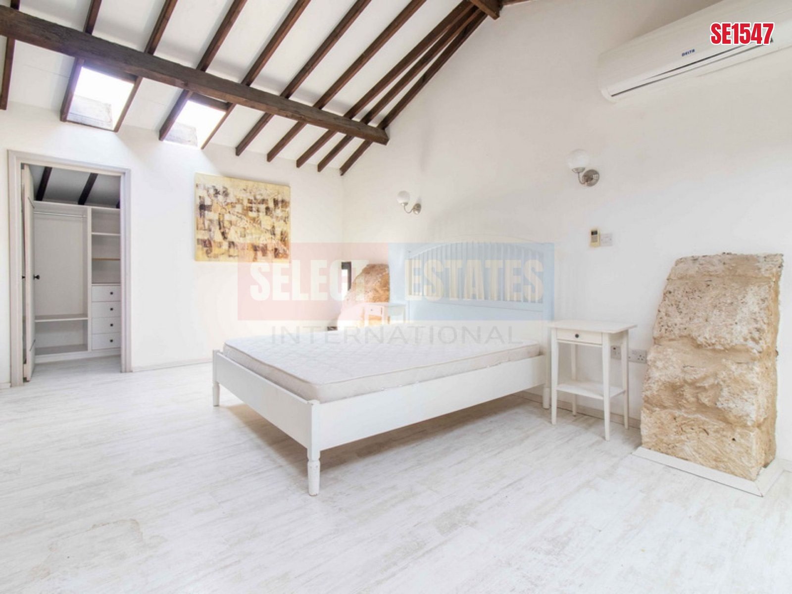 SE1547_95dfe10f0b93 Stone House Resale Property, North Cyprus Properties for Sale