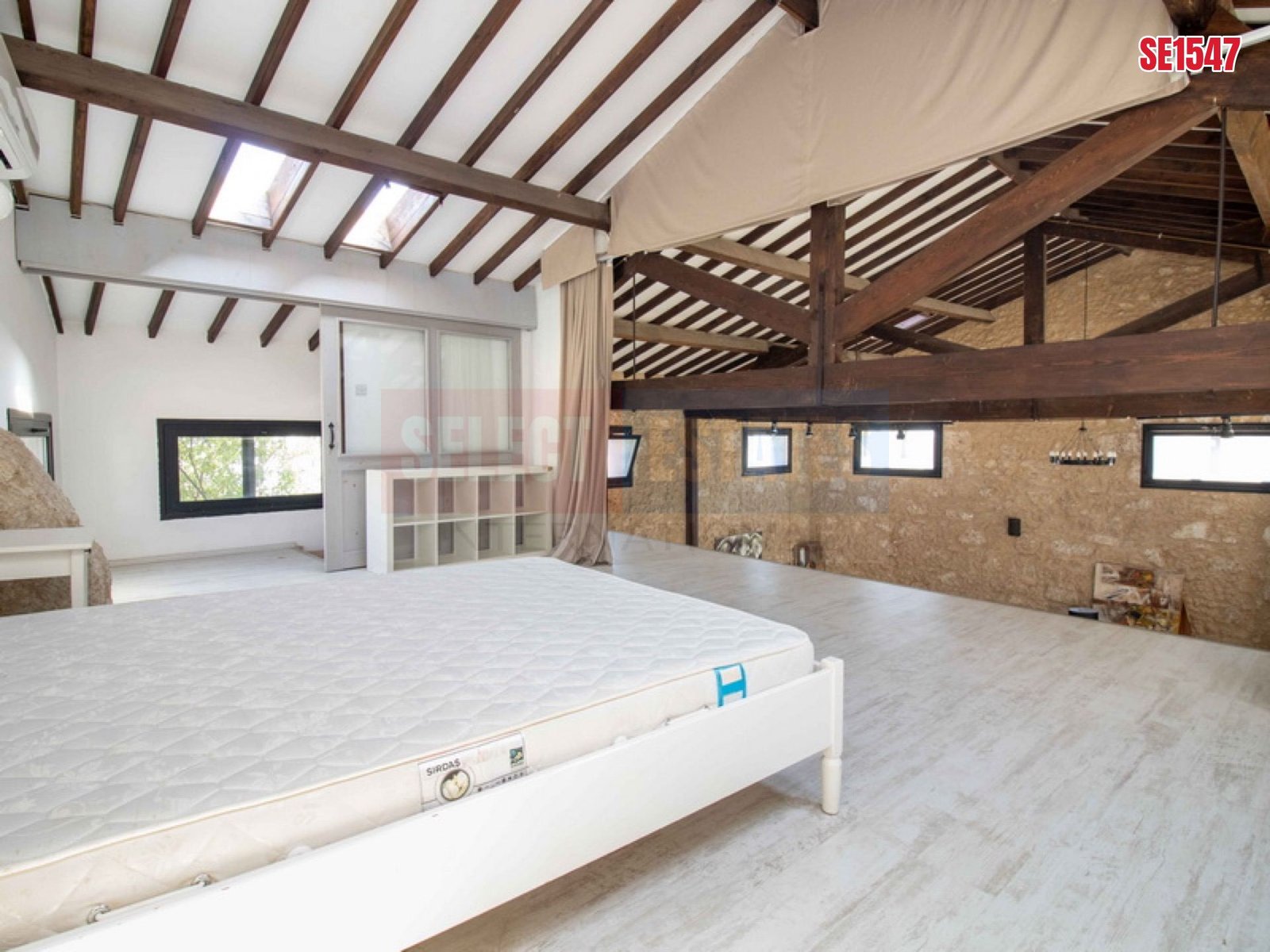 SE1547_e6f5038376f5 Stone House Resale Property, North Cyprus Properties for Sale