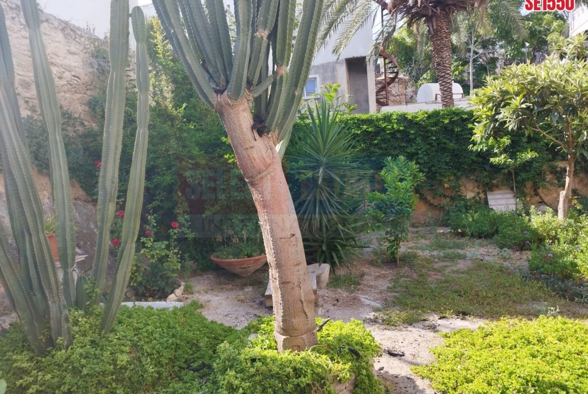 Large Garden Apartment, Kyrenia, North Cyprus Properties for Sale