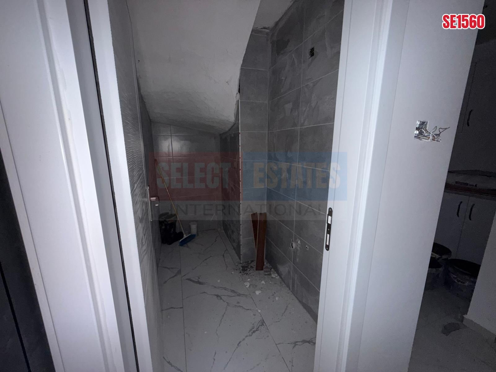 SE1560_2afbeb99045c Main Road Shop, Catalkoy, North Cyprus Properties for Rent